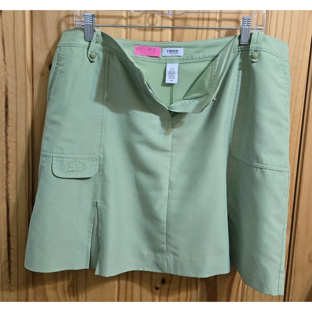 Izod Women's‎ Golf Skort Size 14 Green Excellent Condition